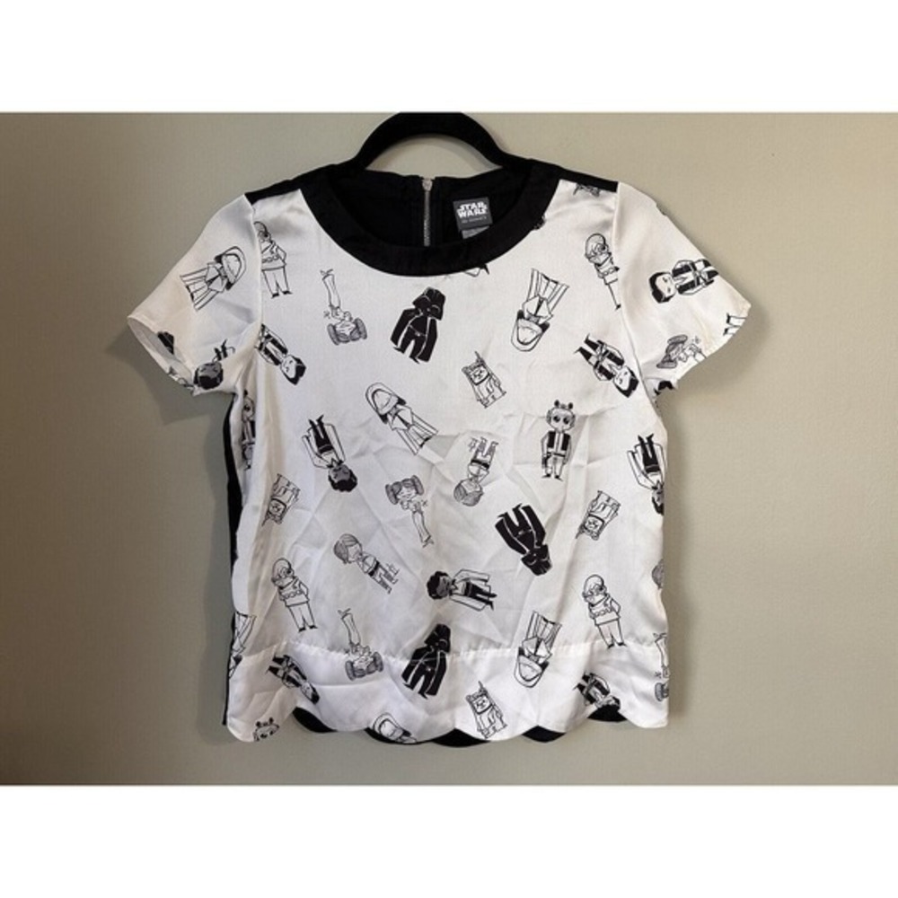 Star Wars Her Universe All Over Print Blouse Zipper Size XS White Short Sleeve